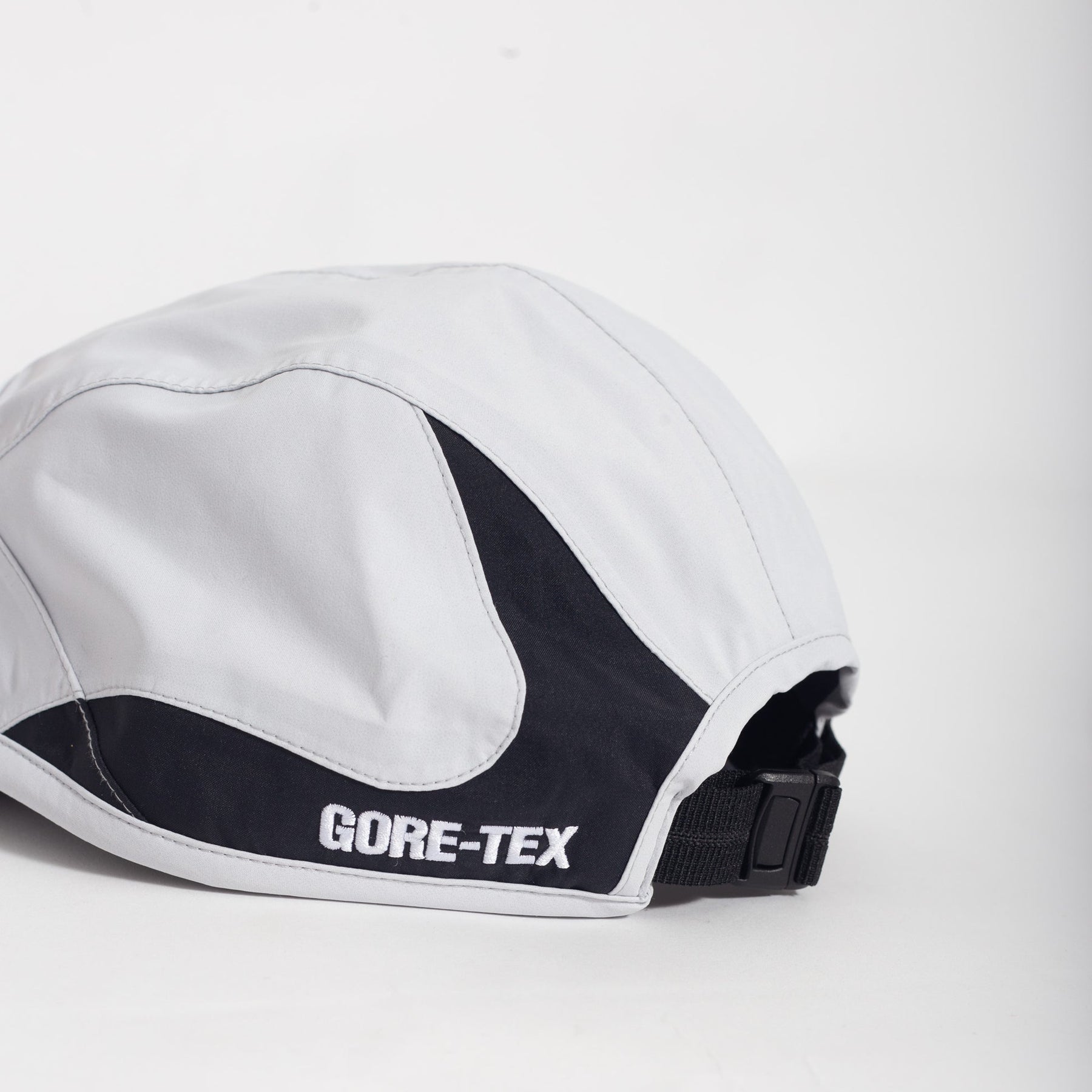 Bone Palace Goretex 3L Runner Cloud