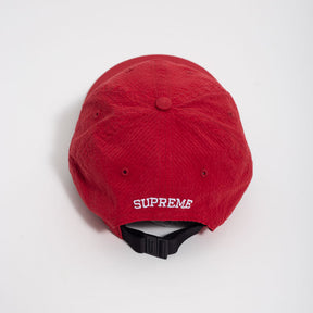 Bone Supreme S Logo Vermelho