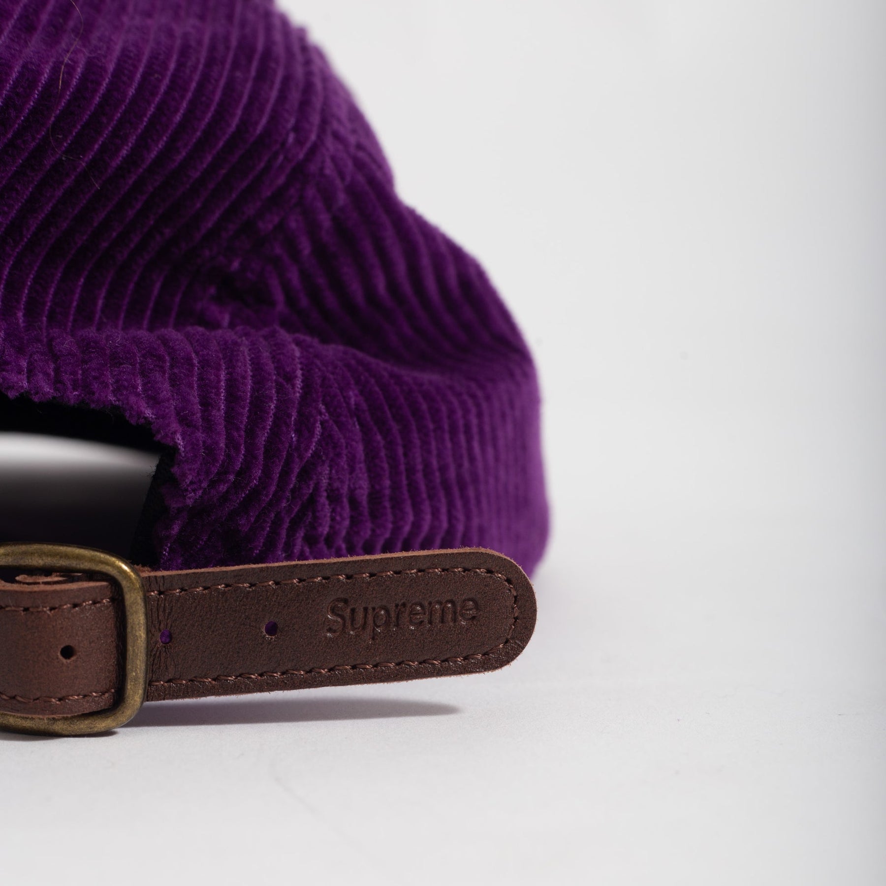 Bone Supreme Corduroy Roxo