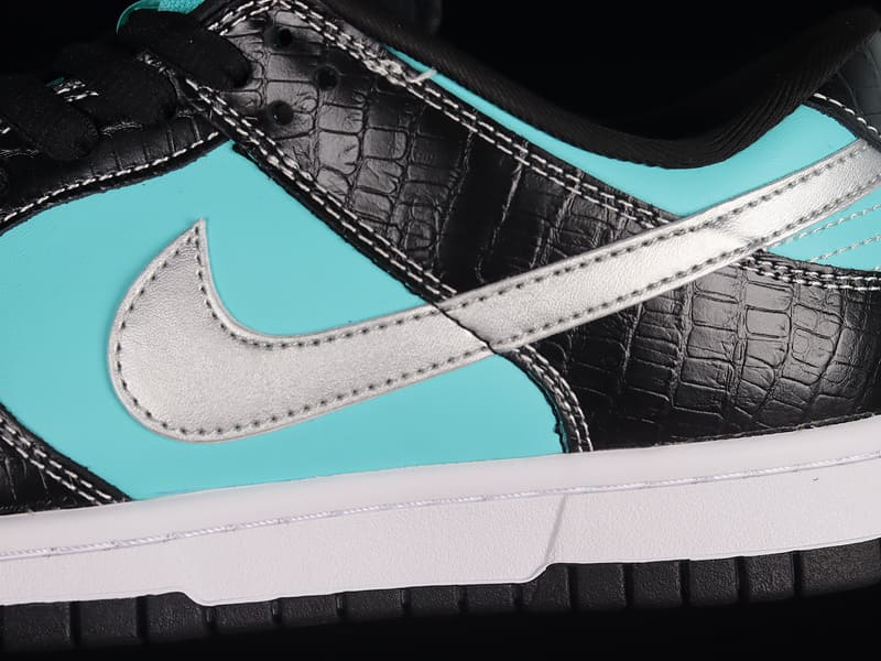 Nike Dunk Low Diamond Supply Co